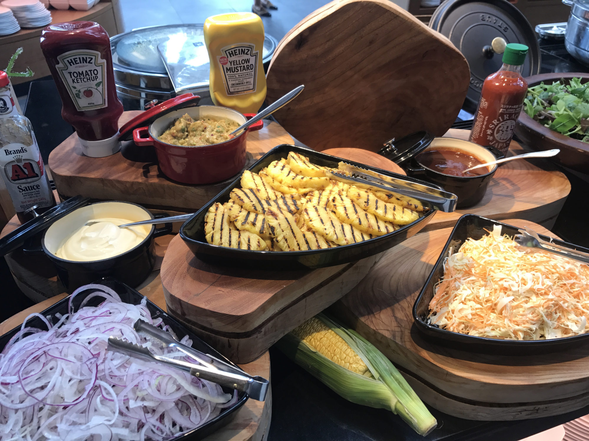 本格BBQと世界にひとつだけのMyバーガーが楽しめる「テキサスフードフェア」開催中！