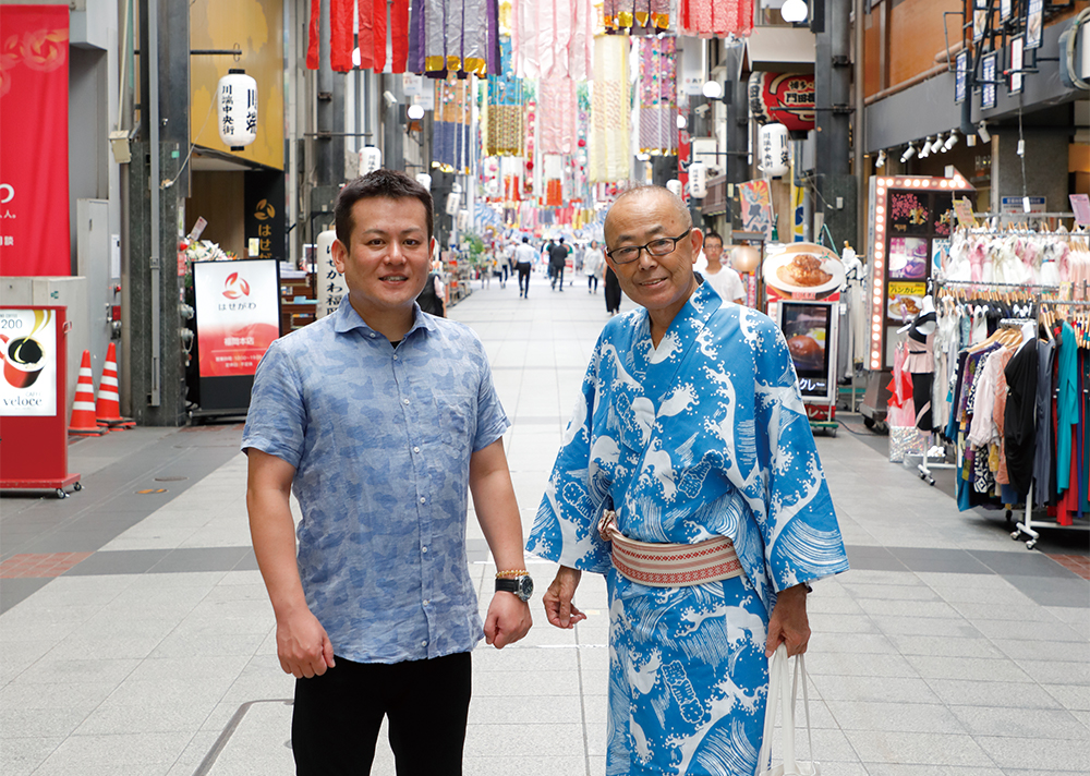 これからの博多の文化を世界に広げる博多の“匠対談” 博多ラーメン職人 × 博多筆師