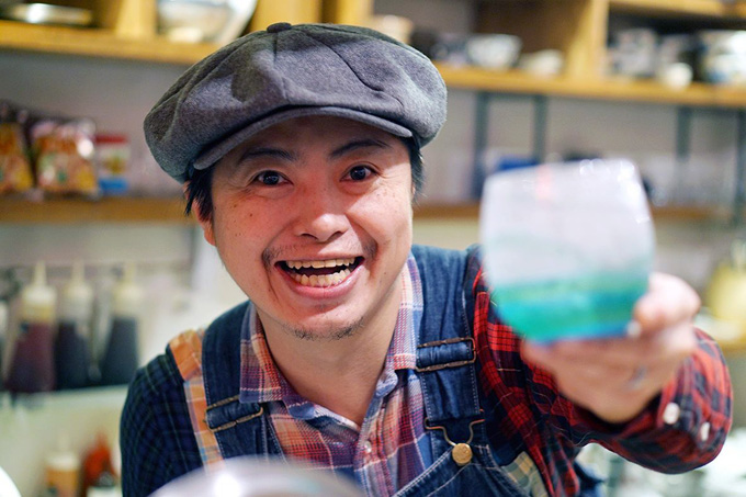 街の勲章！10周年を祝おう会 ③　友の晴れ舞台を支え初心に返る同い年の絆。