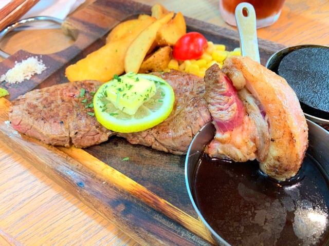 『肉が旨いカフェ NICK STOCK 筑紫通り店 （ニックストック）』でおしゃれランチを！