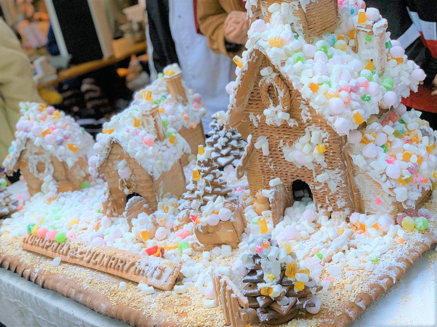 令和最初のパン祭開催！<br>名物パン屋台が大集合<br>クリスマススペシャル‼