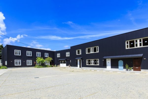 『ハミングジョー』（福岡県糸島市）【humming joeに聞く】北欧の名作・良品にまつわる 知られざる「モノ」がたり　vol.02