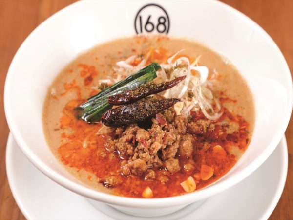 エキナカの店と侮るな！究極の担々麺『担々麺 一路發』