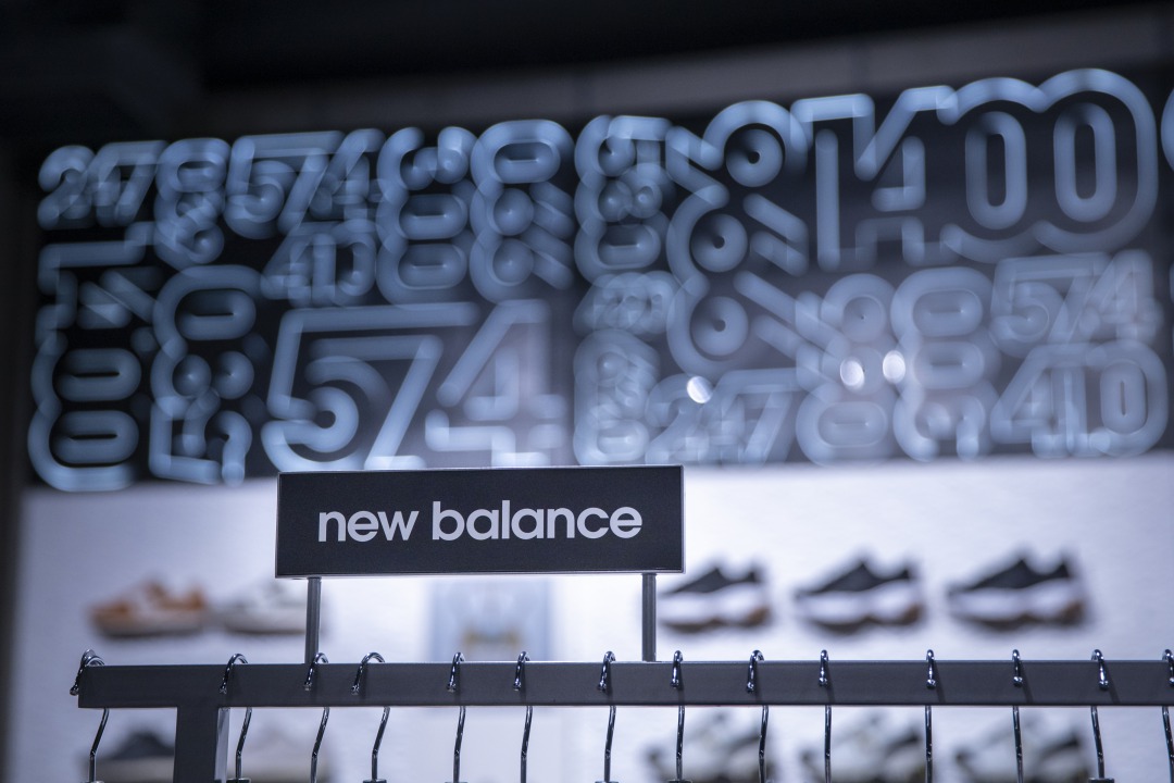 ☆F天神取材班☆<br>九州初の旗艦店『New Balance FUKUOKA』が天神西通りにオープン！