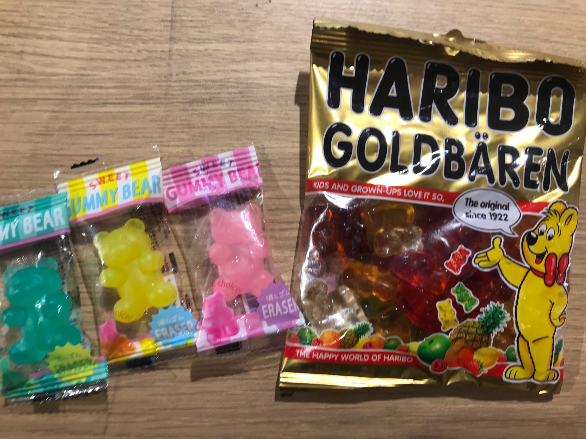 これはお菓子なのか？？クリスマスに!お年玉のサプライズに？！