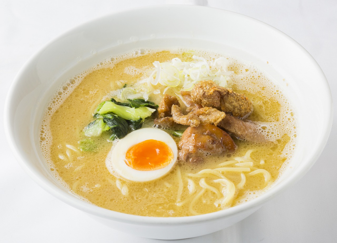 天然の魚介ダシ香る蕎麦店が生んだ中華そば『博多つけ麺　御〇屋』福岡市博多区