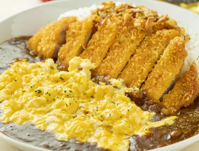 カツカレーといえば博多区住吉『カリーマート』 贅沢な国産豚にグレードアップ！
