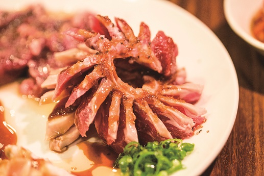 今、噂の！？ガード下に佇む大衆焼肉店<br>博多区美野島『黒岩家』