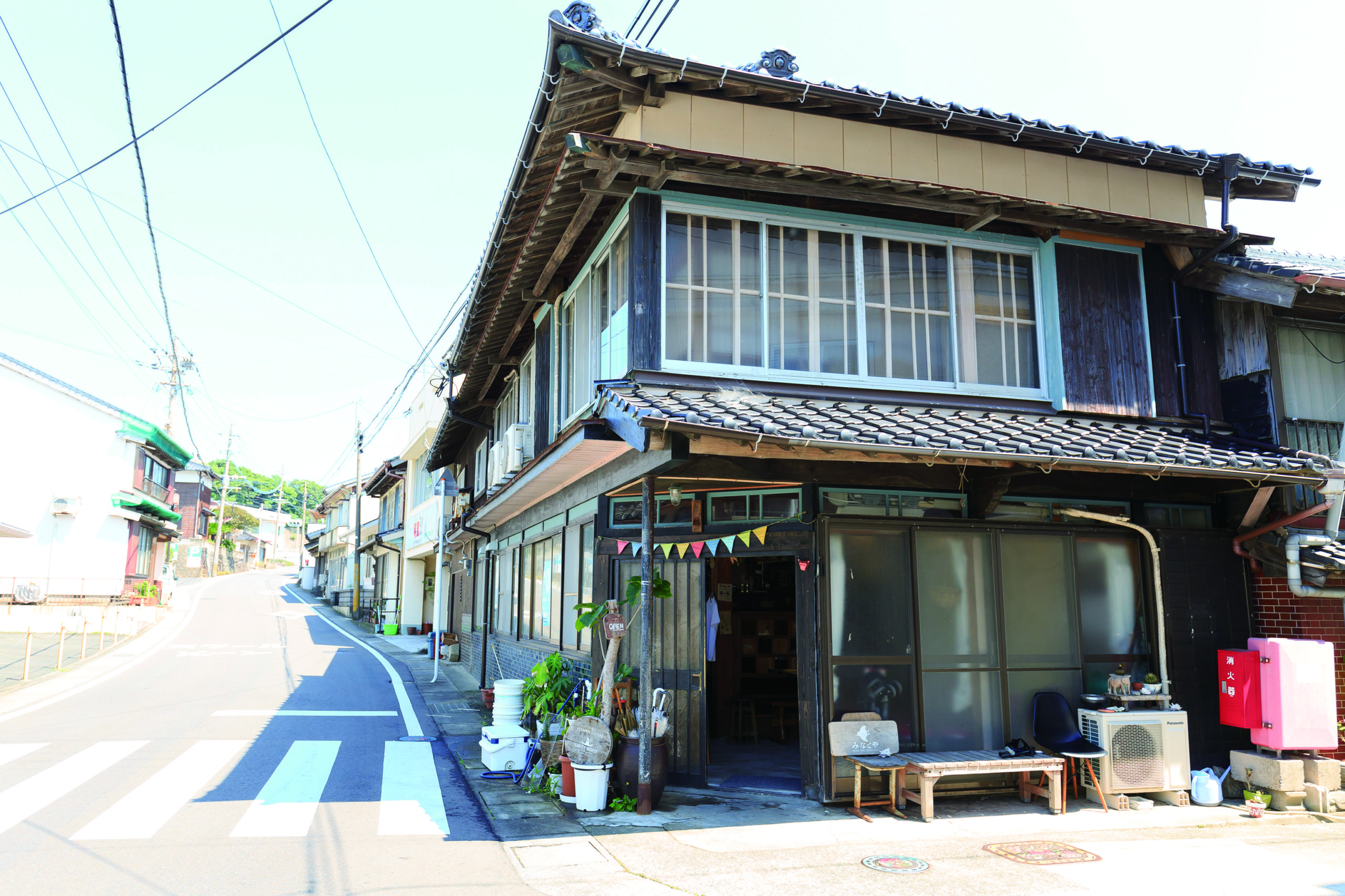 壱岐市【神様を感じる島の旅】旅館風情のゲストハウス「みなとやゲストハウス」