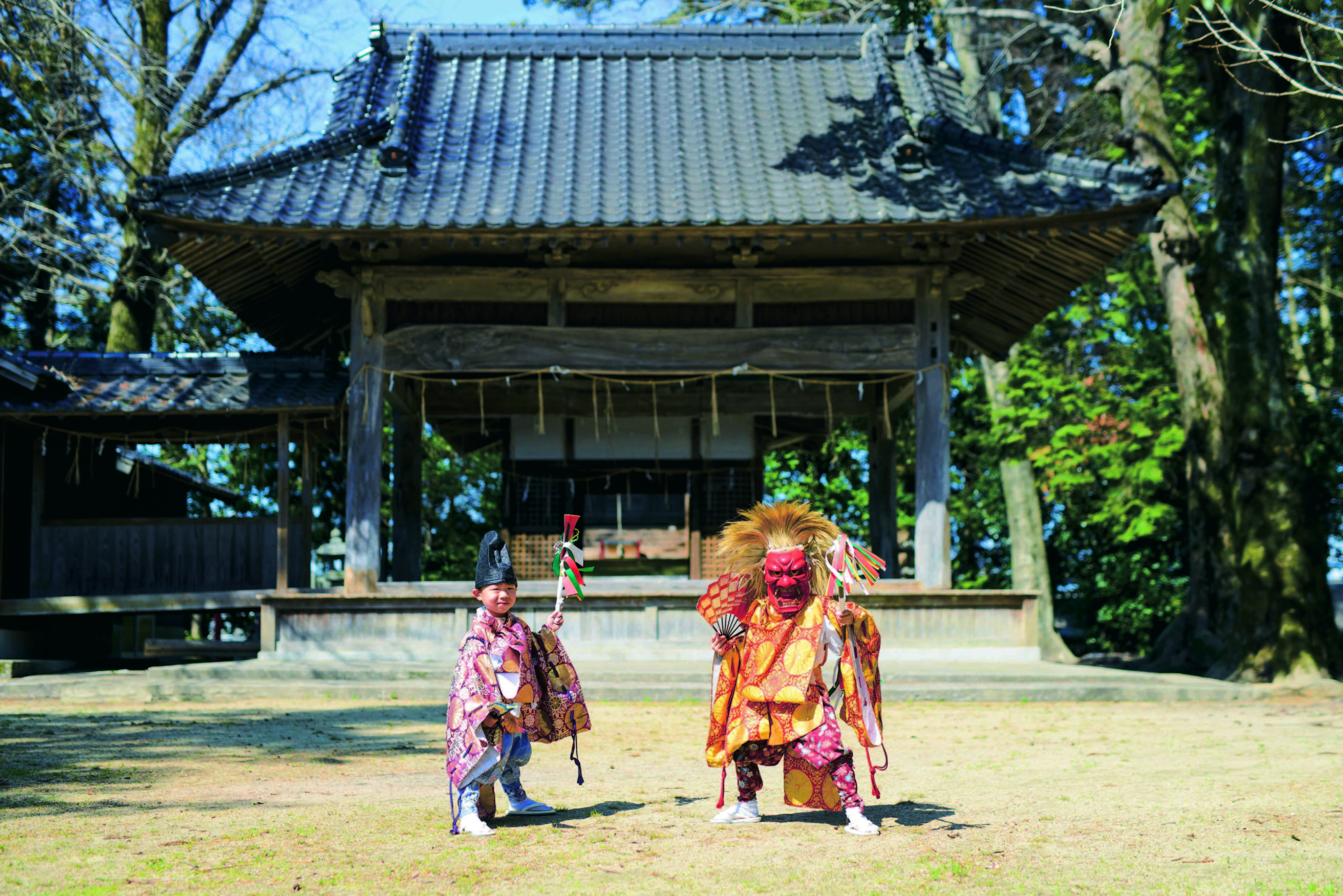上毛町「小さな神様、おりてきた　伝え継ぐ里神楽」