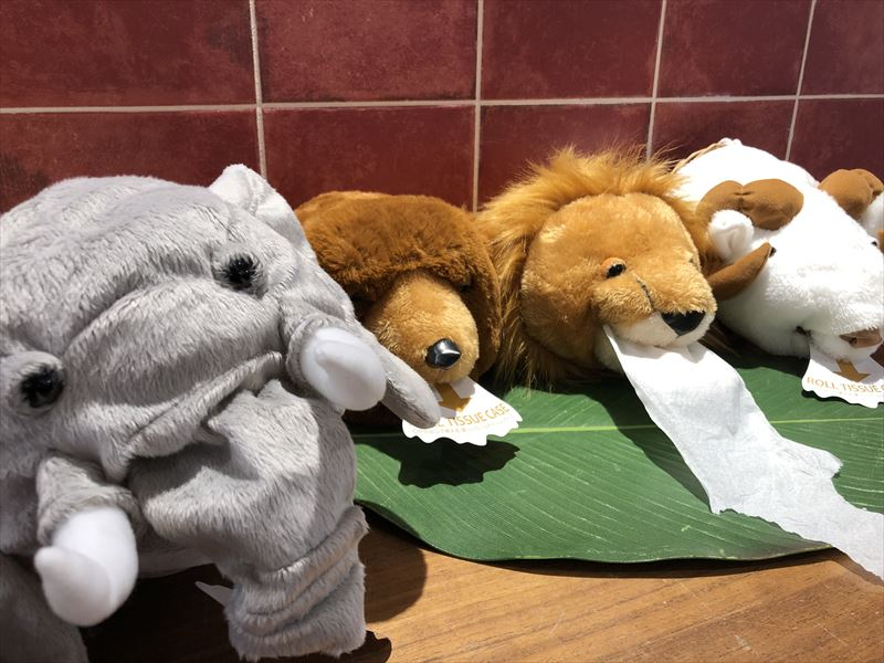 【雑貨店のスタッフが選ぶ一押しアイテム】ここはジャングル？！インパクトと愛嬌たっぷりのロールティッシュケース♪