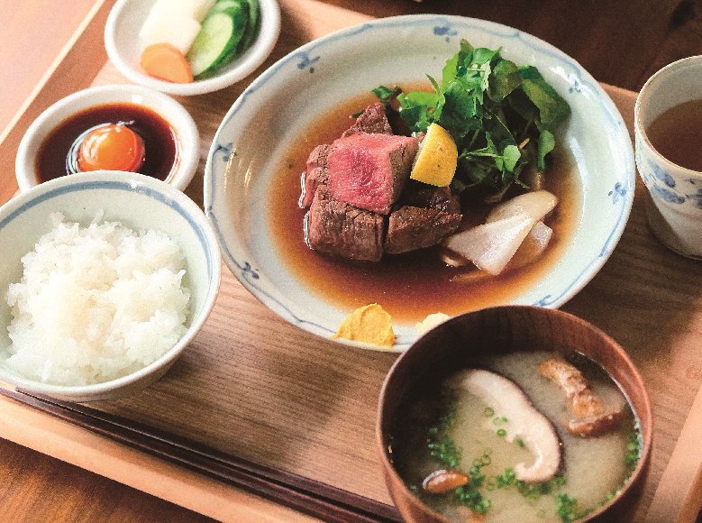 【NEW OPEN】炊き立て土鍋ごはんに一杯だての味噌汁、食の求道者が提案する「出汁ステーキ」定食とは⁉『清喜ひとしな』