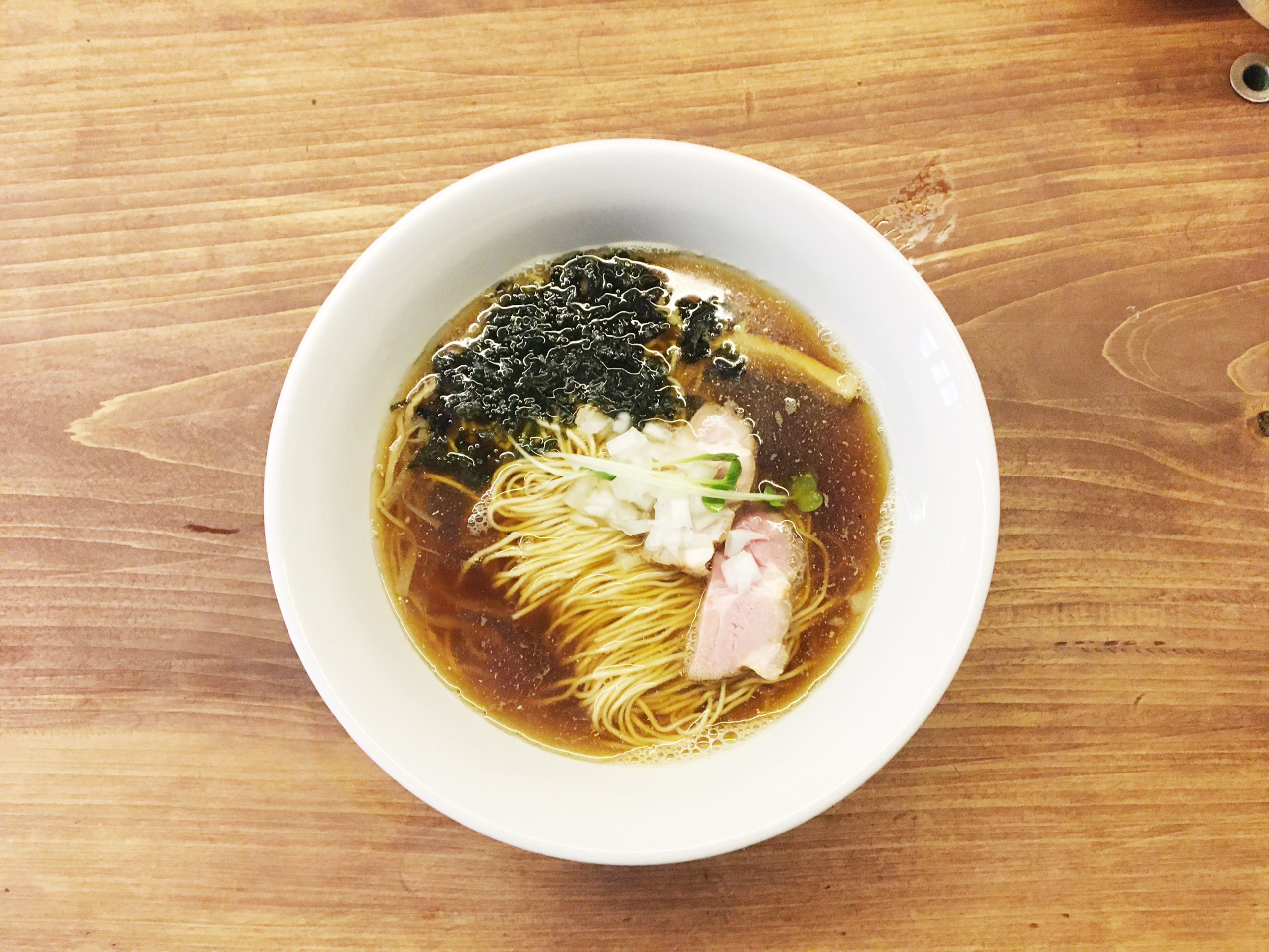 【福岡めん旅】煮干し！煮干る！煮干ラー！な新スタイル麺『nibora（ニボラ）』（中央区渡辺通）