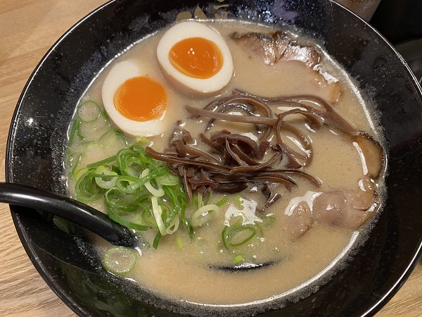 ラーメン実食レポ#8　福岡市中央区天神『らーめん二男坊 福岡パルコ店』