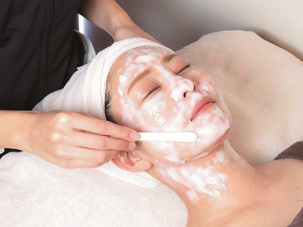 最新美容機器〈ソニックフィット〉と炭酸ガスパックで肌への効果抜群！　平尾『Trim Beauty』