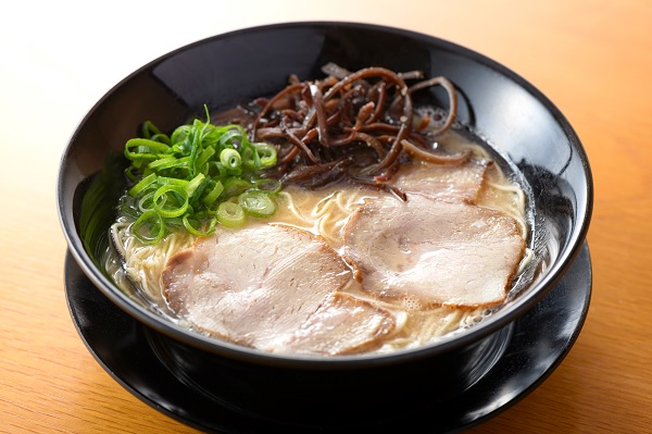 ラーメン実食レポ#14　福津市中央『豚骨ラーメン 楽亭』