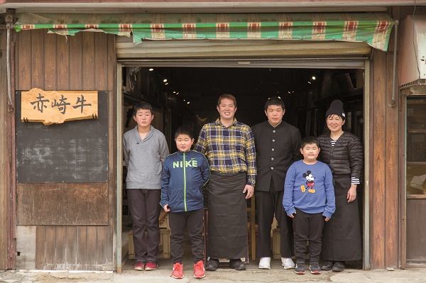 【嘉麻市】羽ばたけ嘉麻ブランド！若き畜産農家の挑戦『トンチャン横丁（赤崎牛）』