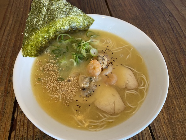 ラーメン実食レポ#12　福岡市西区野方『鶏塩白湯ラーメン ほったて小屋』