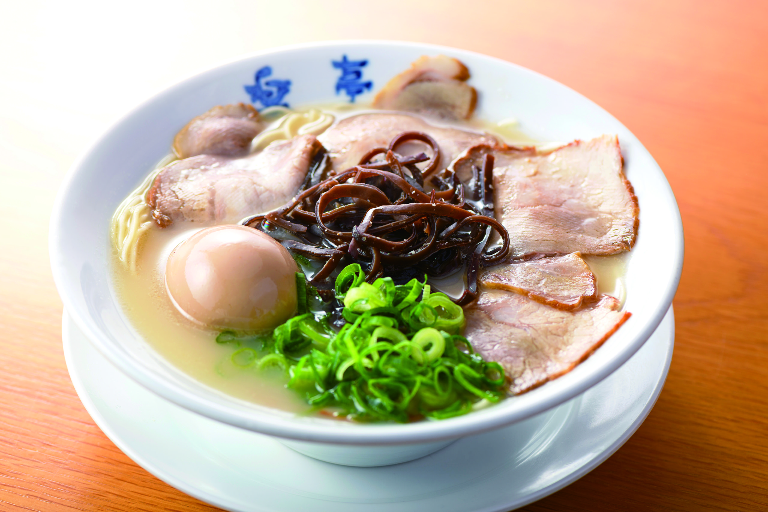 先代から受け継いだこだわりの一杯に込めて『らーめん　楽亭』