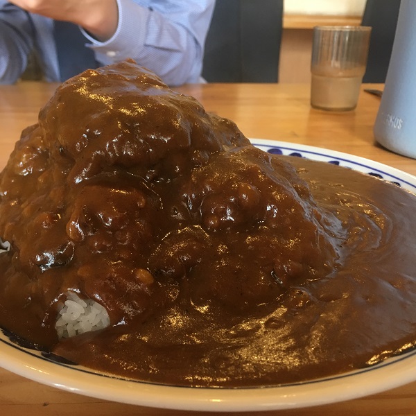 【福岡カレー】ランチで気分はフードファイター！『カレーショップ河』