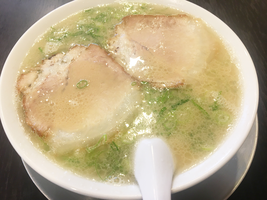 【福岡ラーメン】伝統の純豚骨の系譜！ちゃん系新世代！『なおちゃんラーメン大濠店』