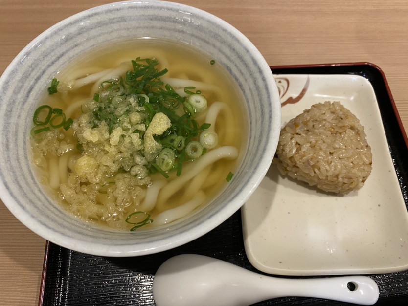 【福岡モーニング】今朝はズルズル朝うどん　西鉄福岡駅「博多やりうどん」