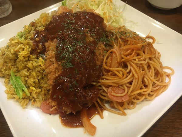 【福岡ランチ】デカ盛りグルメにおすすめ！コスパ高めの洋食屋『レストランハロー千早店』
