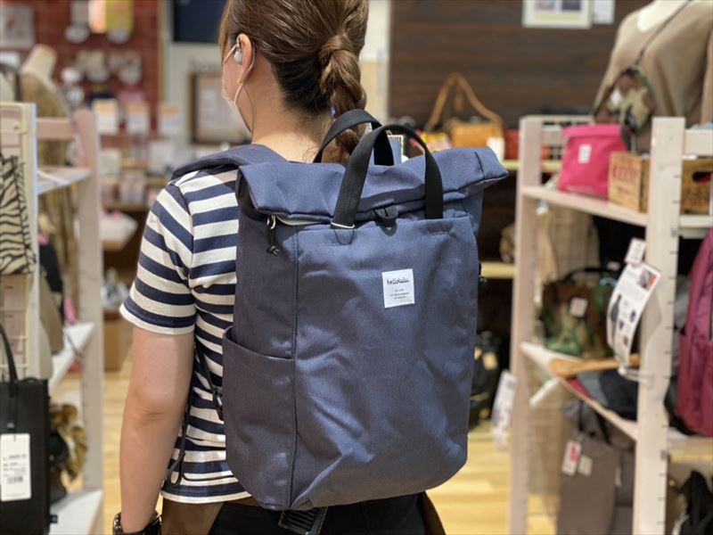 【雑貨店のスタッフが選ぶ一押しアイテム】一見シンプルなのに収納が充実！！！！hellolulu（ハロルル）の新商品♪