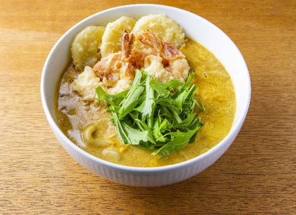 【福岡うどん】飲んだあとそのまま〆られるうどん居酒屋『うどんダイニング弥栄』