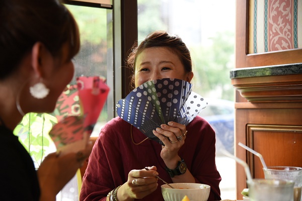 会話や会食の場での飛沫対策に画期的なエチケットアイテムが誕生!!
