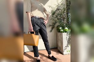 【雑貨店スタッフ一押しアイテム】着心地抜群！！ストレッチが効きます～ダブルテックセンタープレスパンツ～