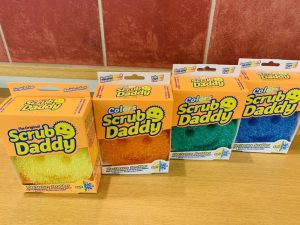 【雑貨店スタッフ一押しアイテム】可愛いスマイルのスポンジ「Scrub Daddy」（スクラブダディー）