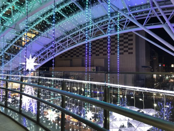 KITTE博多 2F ペデストリアンデッキ