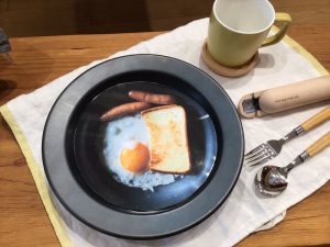 【雑貨店スタッフ一押しアイテム】『つくる』　と　『たべる』　を一つにするフライパン・・・