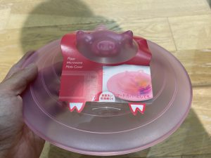 【雑貨店スタッフ一押しアイテム】「ぶたチン」レンジでチン！するためのエコラップ