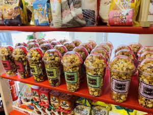 【雑貨店スタッフ一押しアイテム】定番のシュガーレイポップコーンが揃ってます!!