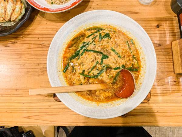 『ニラ玉甘辛麺』(790円)