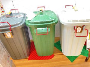 【雑貨店スタッフ一押しアイテム】ゴミ箱に見えるゴミ箱「ゴミ箱に見える」