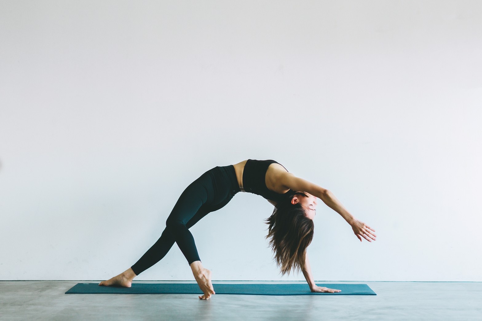 【ヨガ特集】健康であること・美しくあることに “目覚める”空間『Yoga studio STRI』