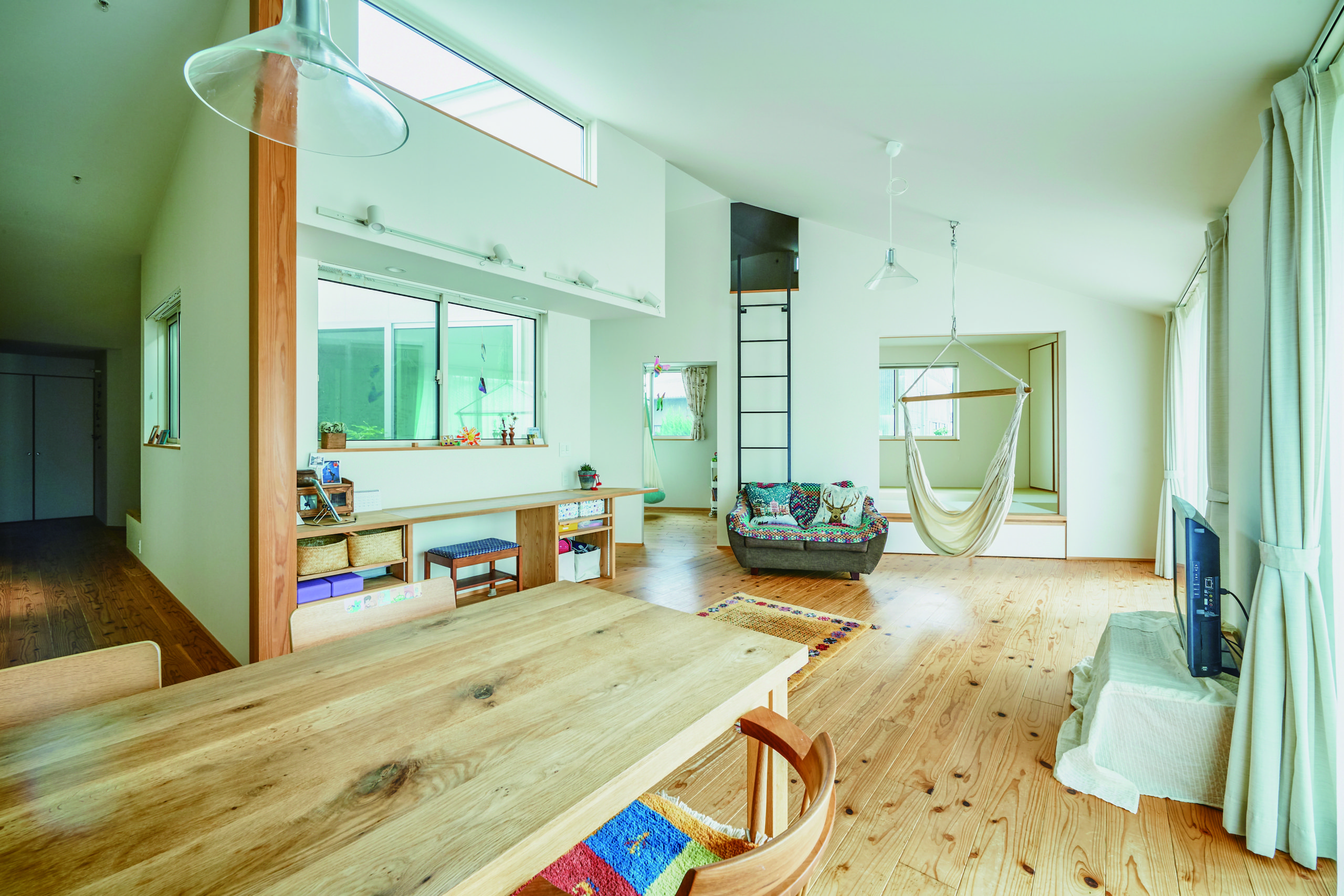 【タカノホームがつくった新築住宅】ぐるりとのびやか、個性が際立つサンカク平屋