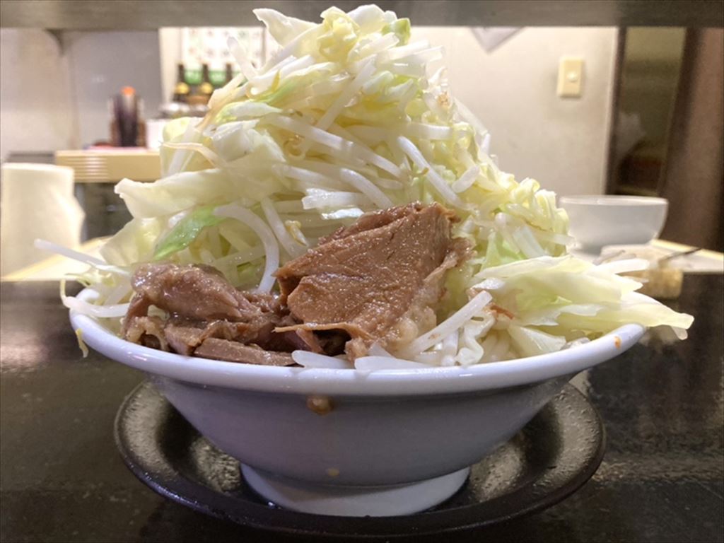 【福岡ラーメン】二郎インスパイア系、島系本店の看板メニュー「ラーメン桜島」に挑戦!!
