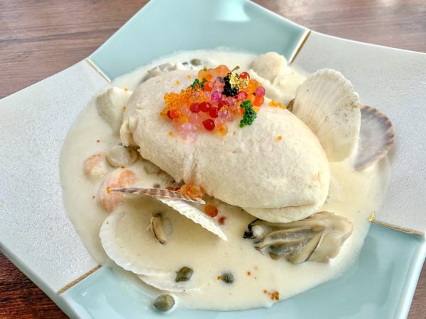 『宝石箱のオムライス』1555円(税別)