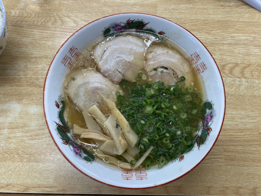 【福岡ラーメン】入り口はどっち？？2つの顔を持つラーメン屋さん『、、（てんてん）ラーメン』
