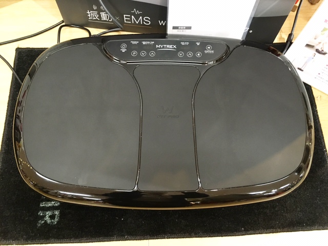 【3日限定！ハウズのおススメ雑貨大還元イベント】「振動マシンじゃない」MYTREX　W FIT PRO