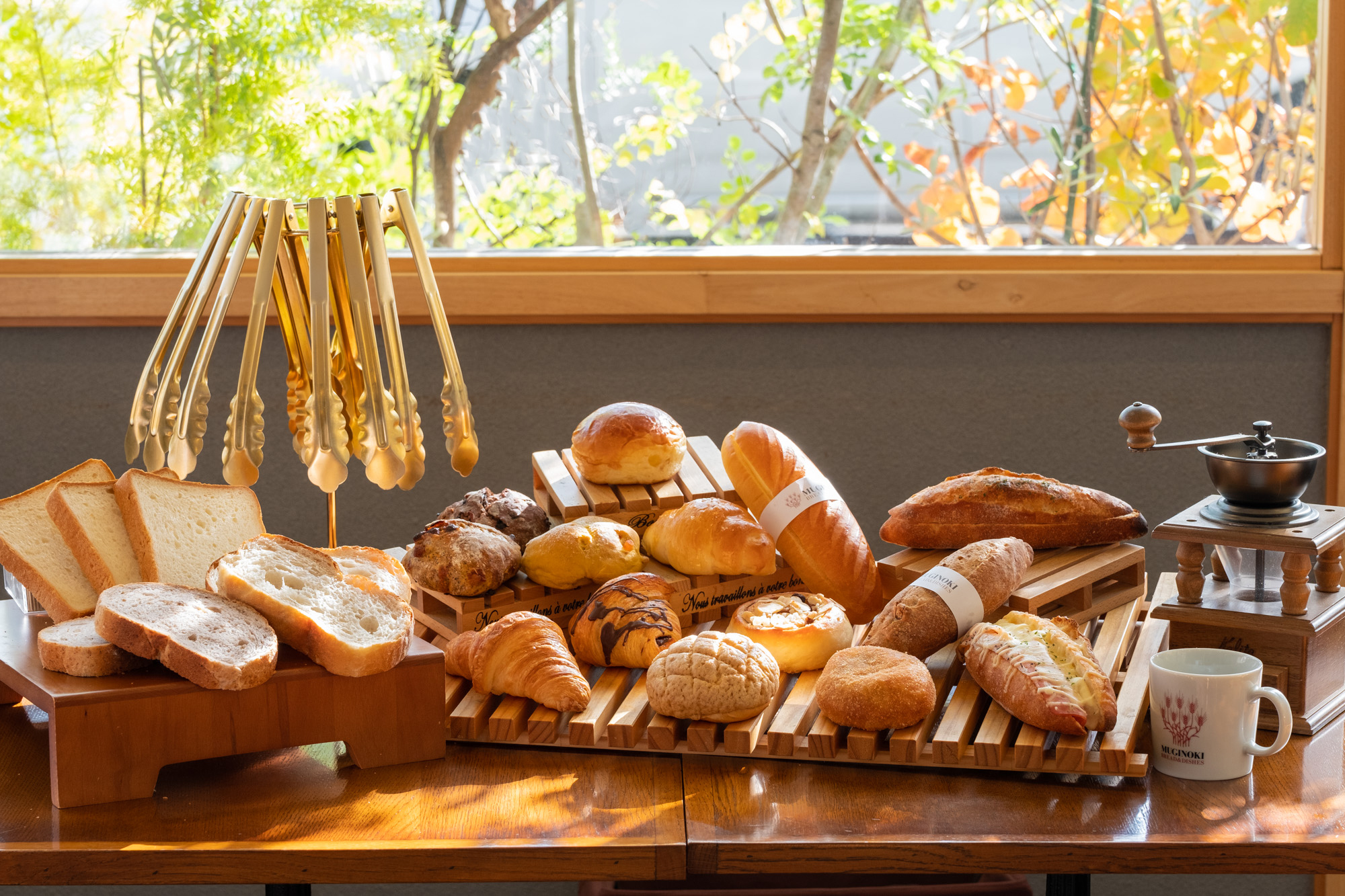 【福岡パン特集】九州産小麦のパンとパンビュッフェ付きランチが好評！『BREAD&DISHES MUGINOKI』