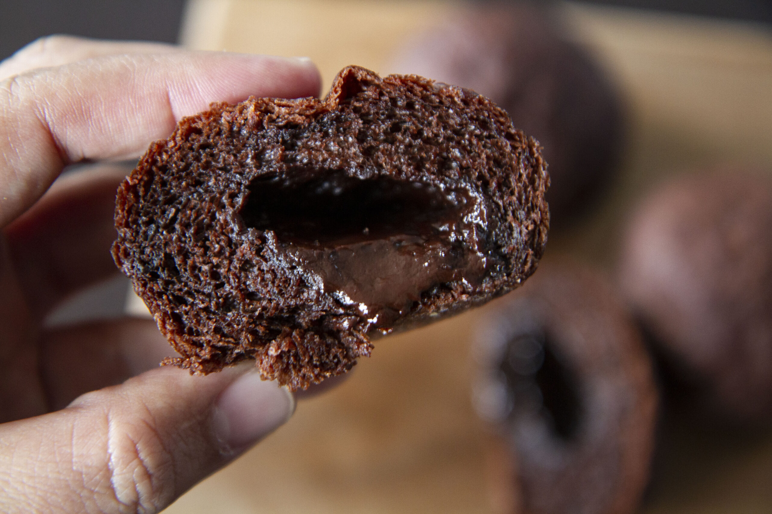 【福岡パン】売り切れ御免の超うま!!生チョコパン。名物パン職人の「愛」が詰まったニューベーシック！