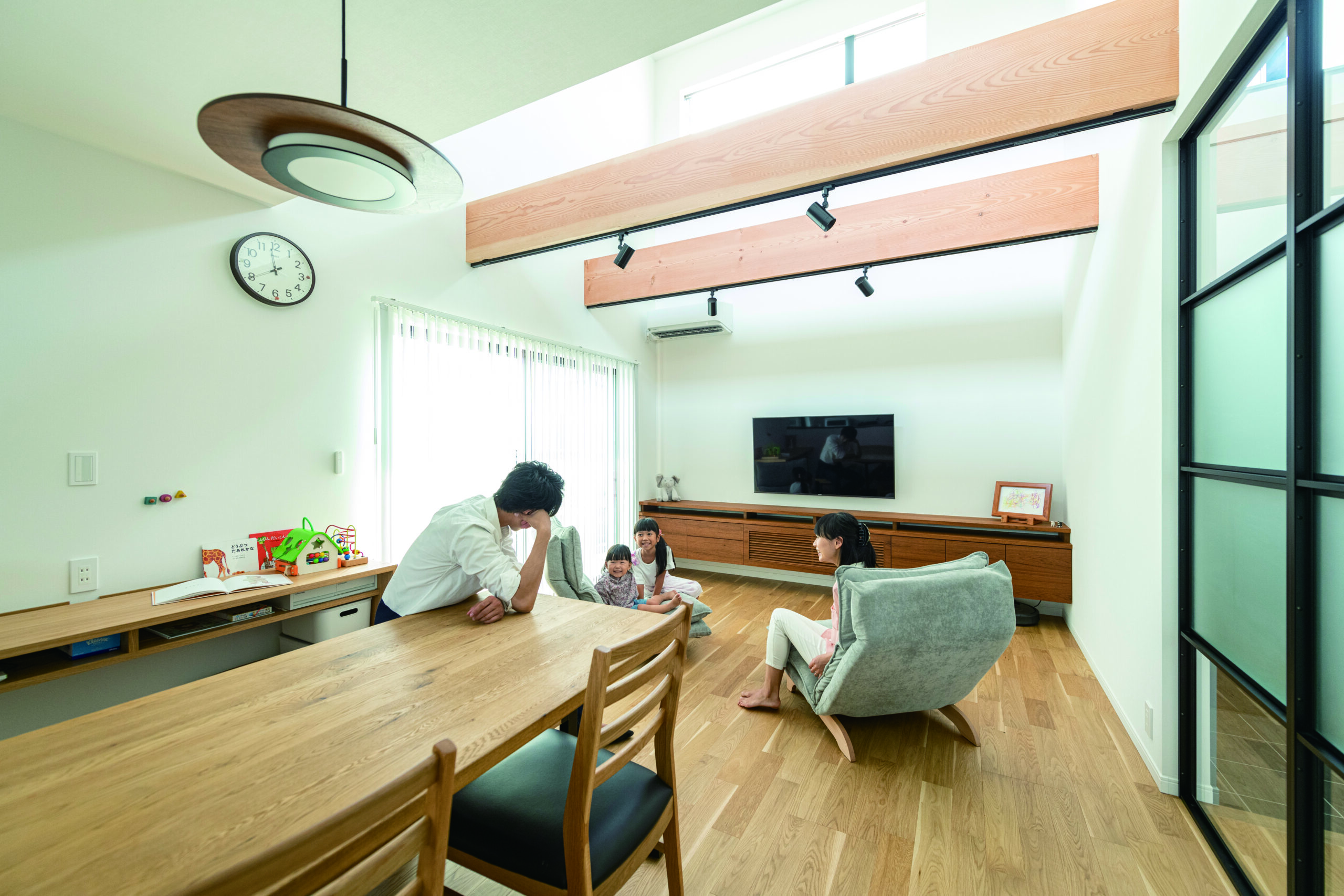 【悠建築工房がつくった新築住宅】“シンプルな家”を希望したお二人の家づくりを『まち（地域密着）の工務店』がお手伝い！
