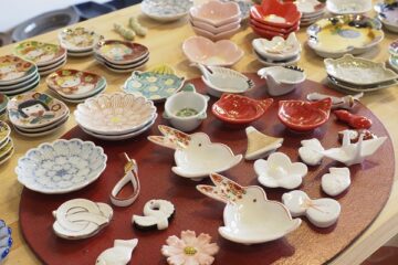 映える鹿児島旅】金物屋の若女将がセレクトした素敵な器たち。手に取る