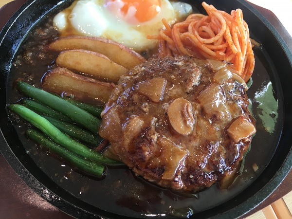 【福岡グルメ】手作り感満載の旨うまハンバーグとカレー