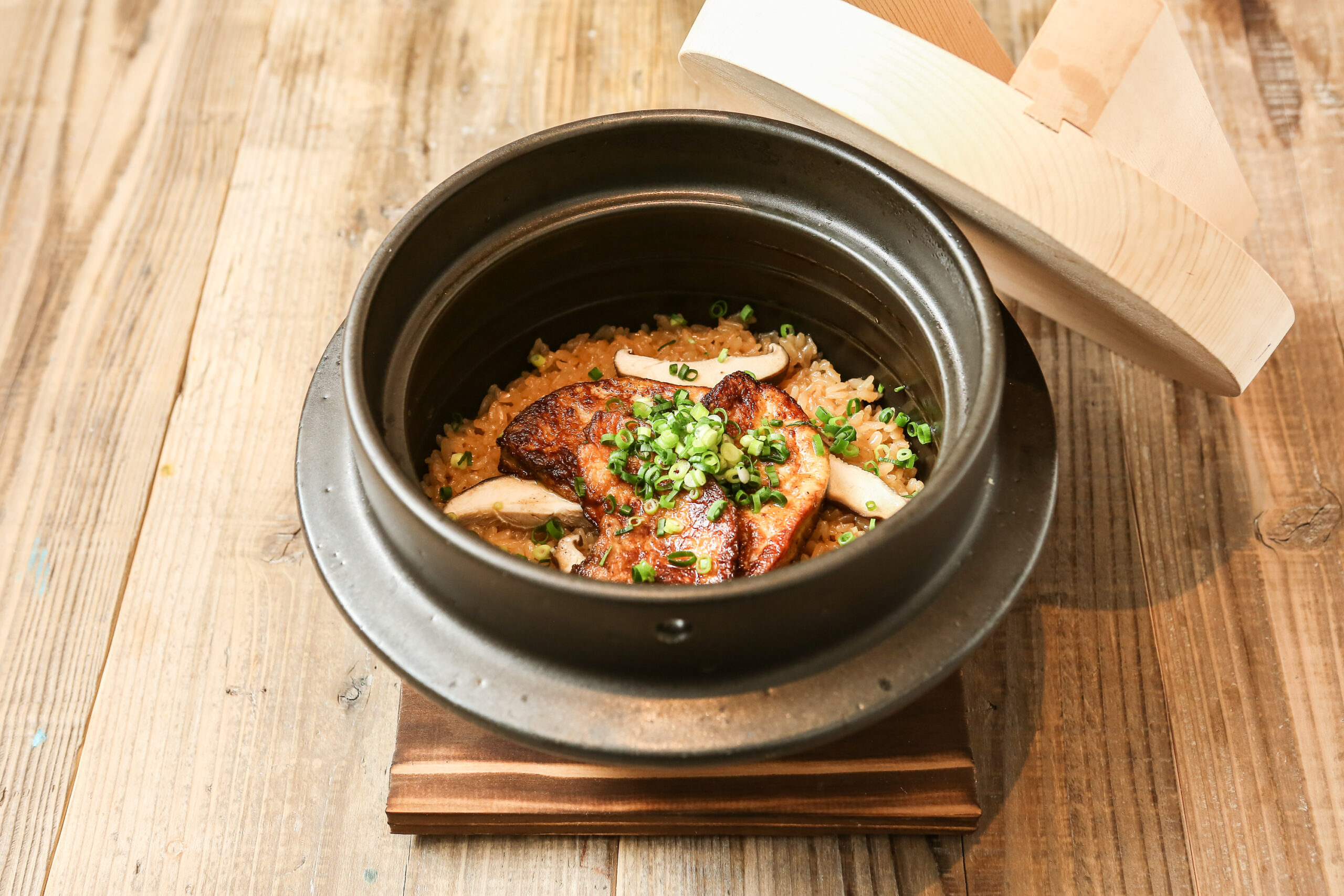 「土鍋を福岡の食文化に」をテーマに 季節感あふれる土鍋ごはんを提案！